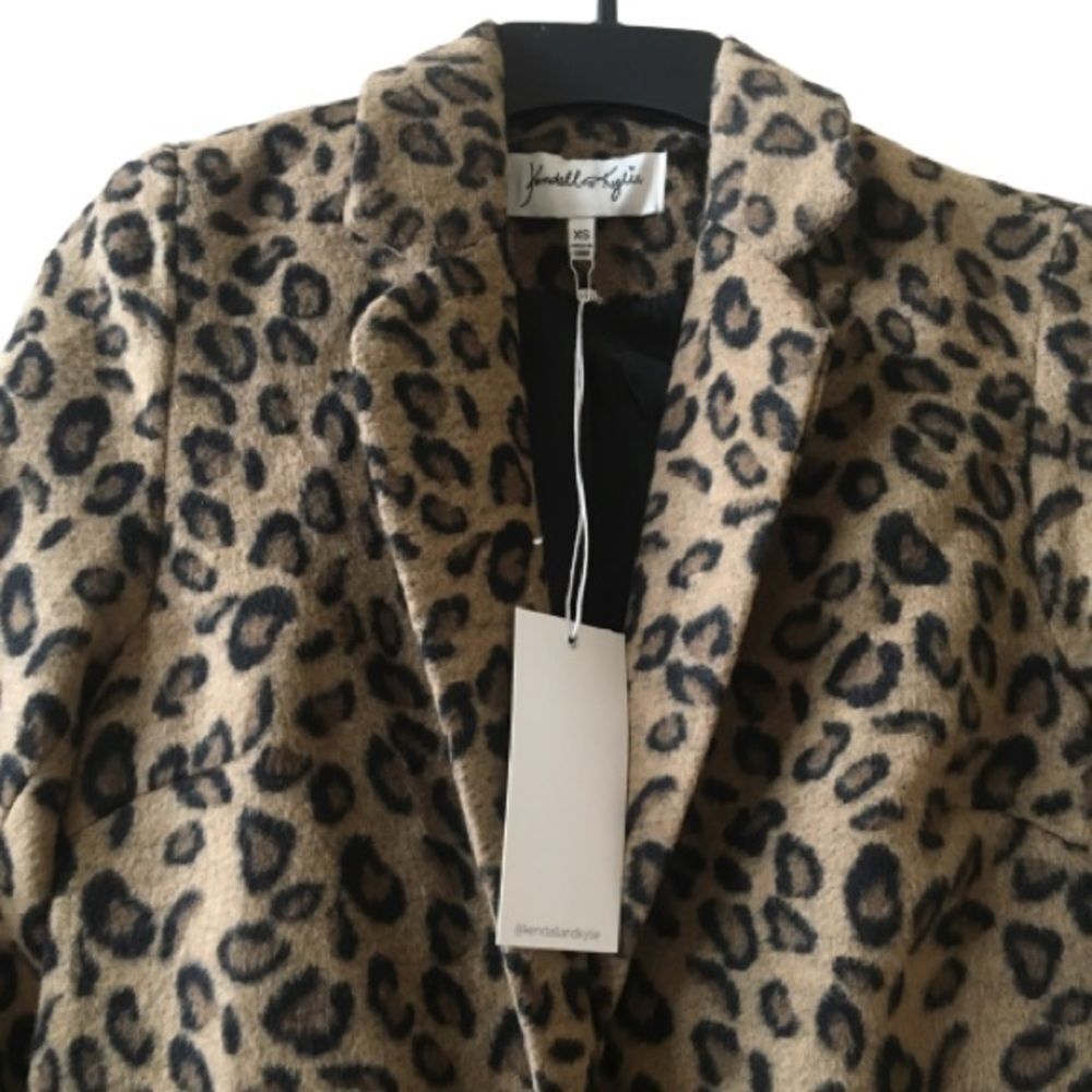 Kendall & Kylie Leopard Front Snap Coat Tan XS - Picture 2 of 8
